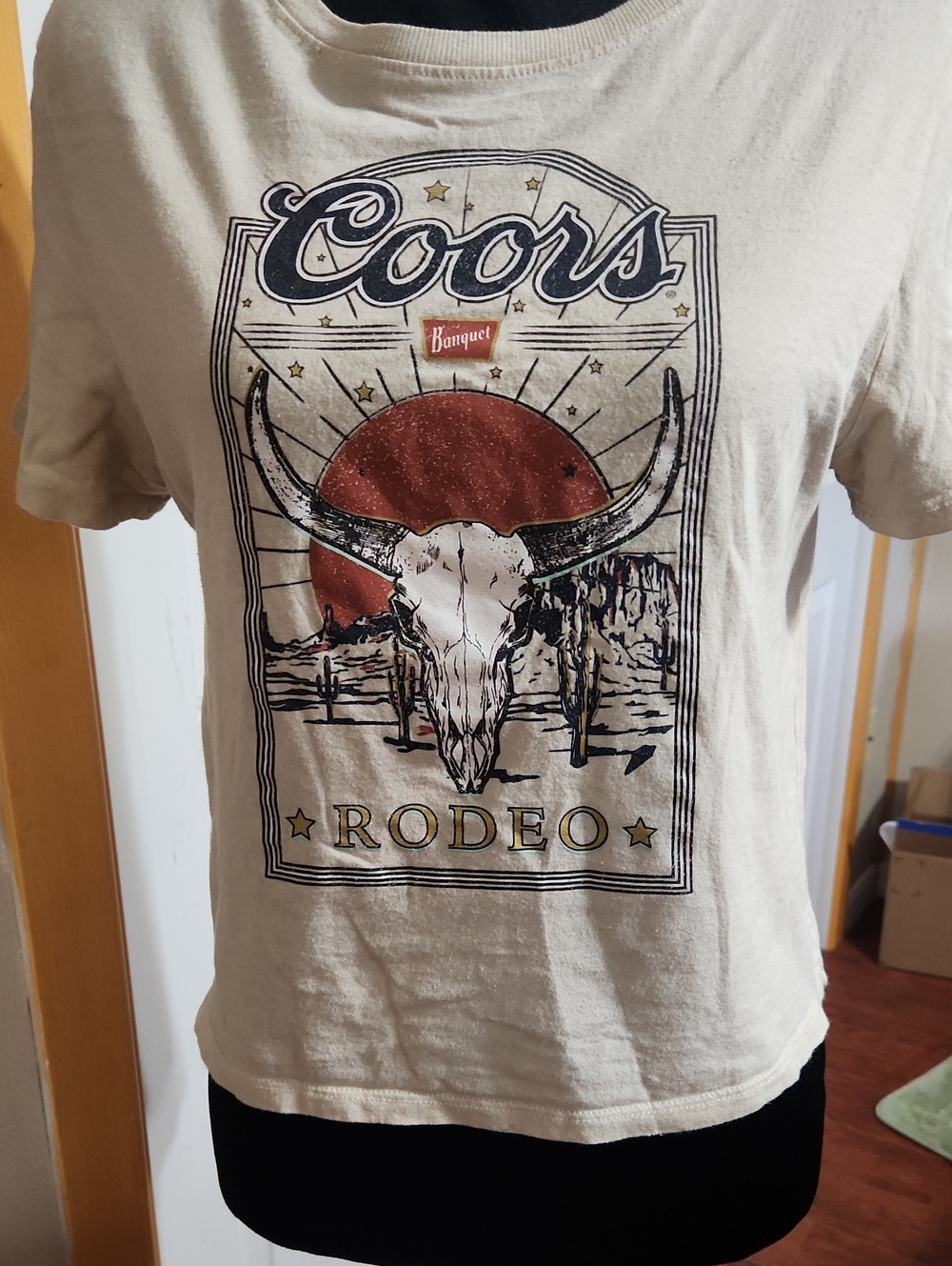 Coors Banquet Women’s Crop Top - Cream Rodeo Graphic